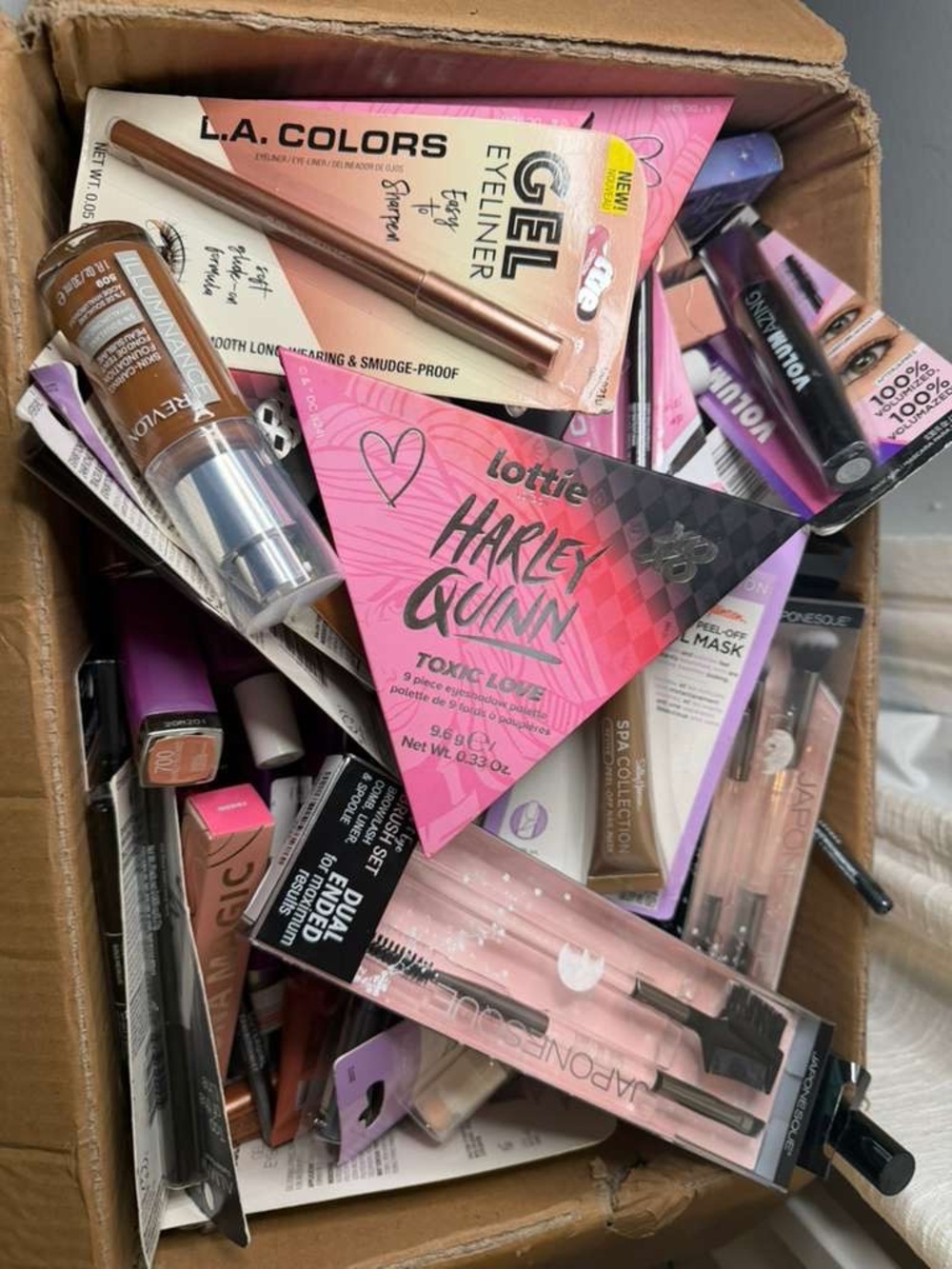Lot of 50 MIX  Makeup Brands All New  50 Items